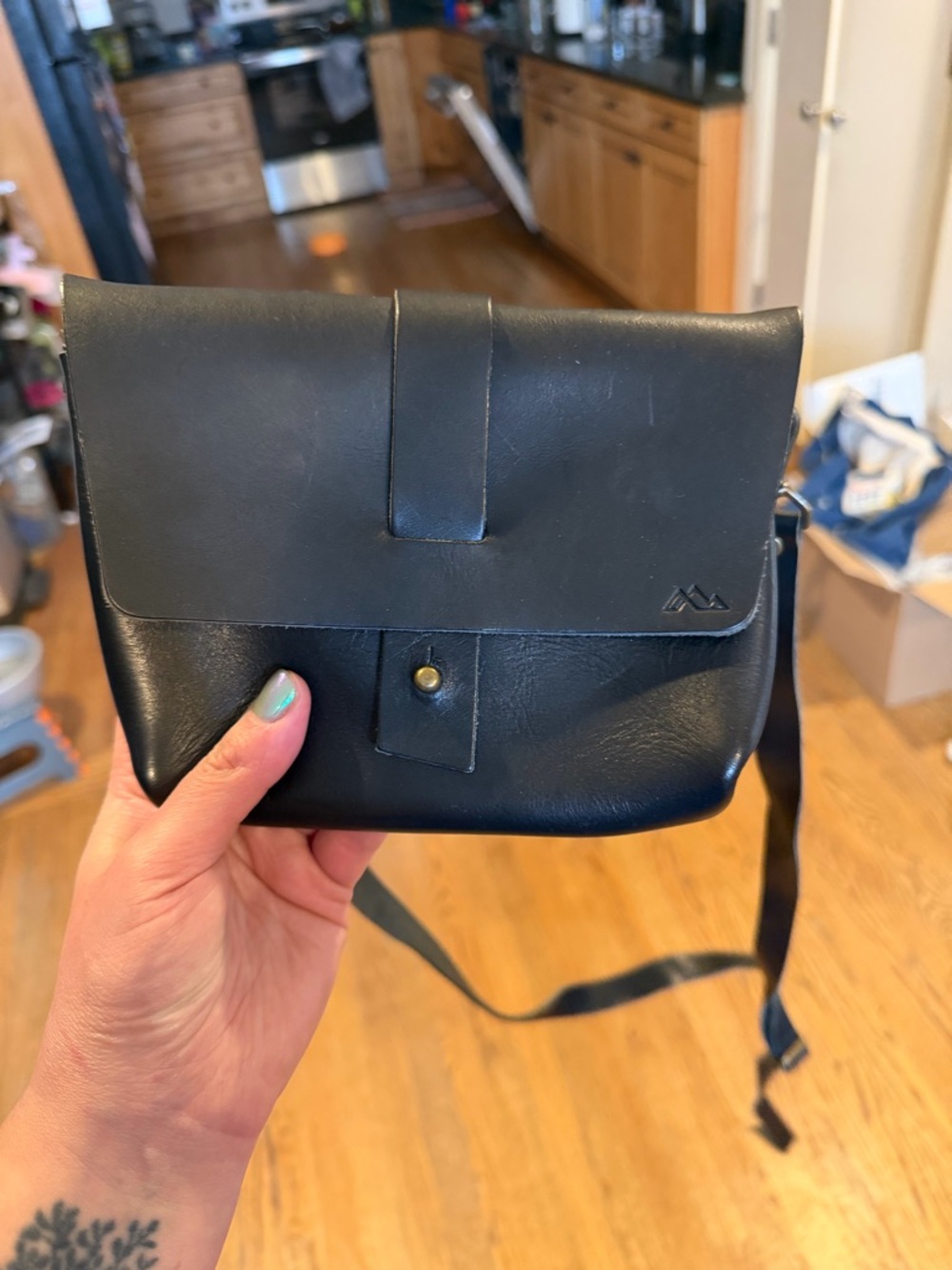Range Leather Augusta Crossbody Bag — Black with Brass Hardware